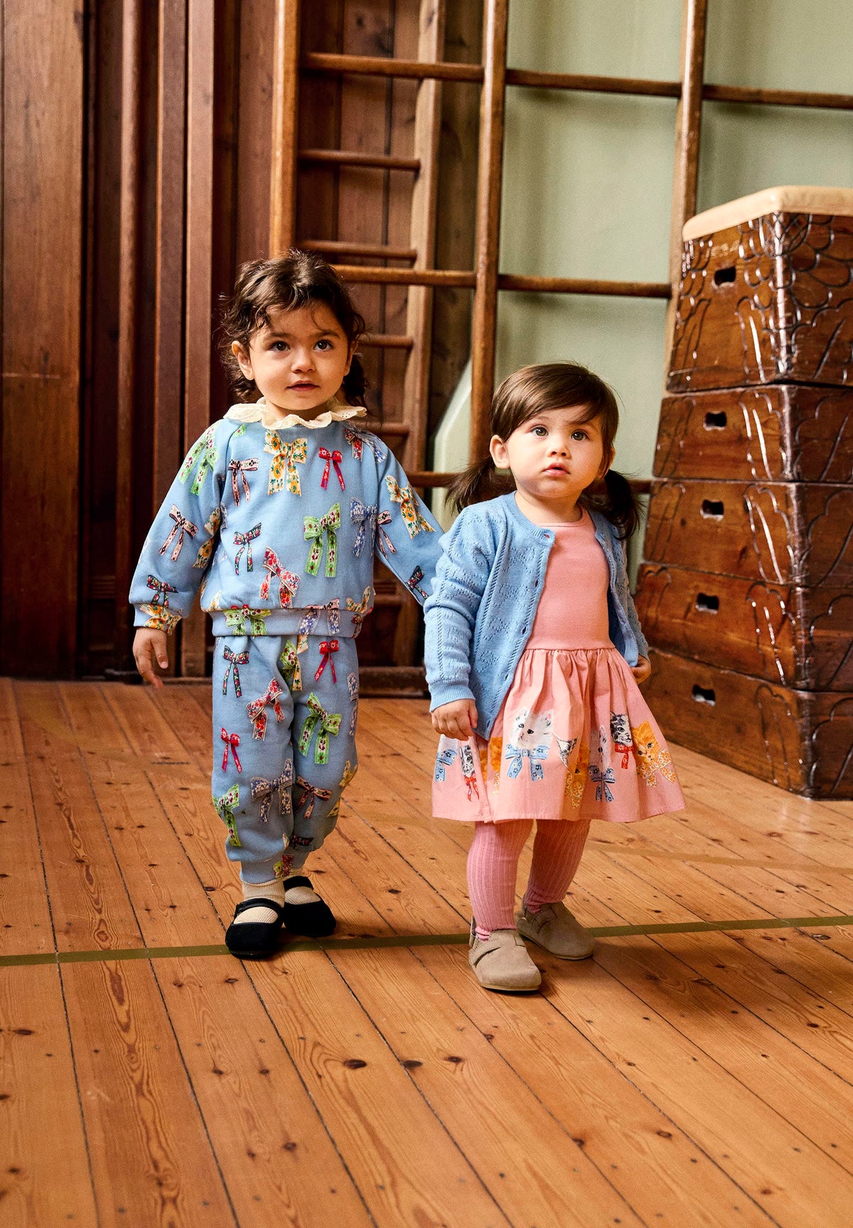 MOLO Girls Disc Sweatshirt - Mini Bows