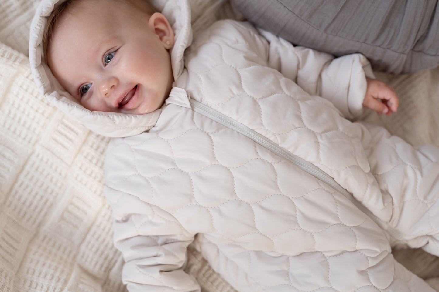 Tutto Piccolo Ivory Snowsuit  8502W24 E01